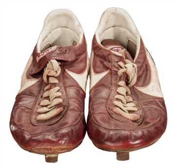 1980-89 Mike Schmidt Game Worn and Signed Cleats (MEARS)
